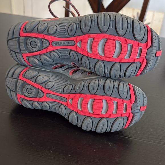 Merrell Charcoal and Crimson Trail Shoes - Picture 6 of 8